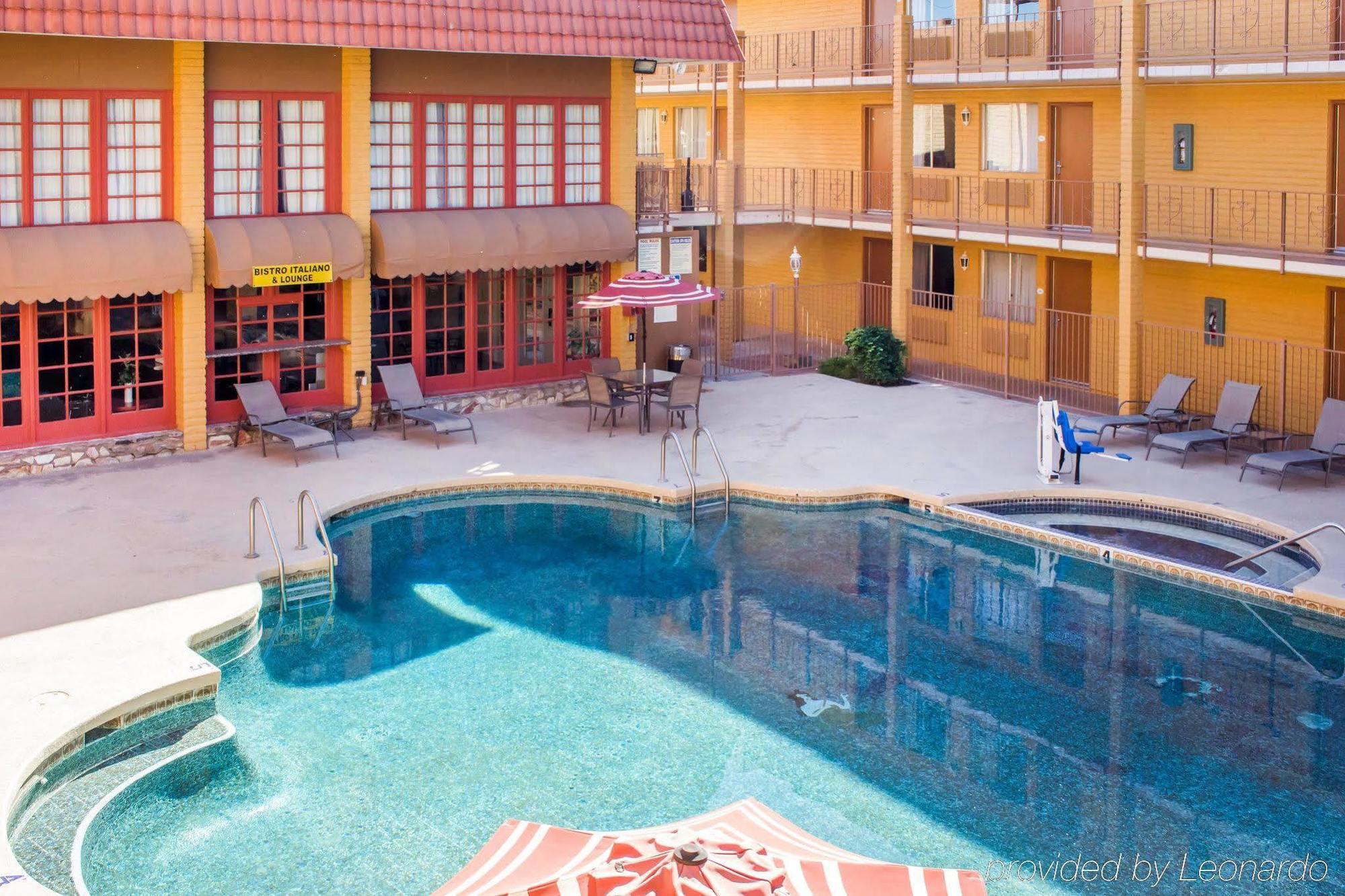 Ramada By Wyndham Tempe Near Asu Hotell Eksteriør bilde