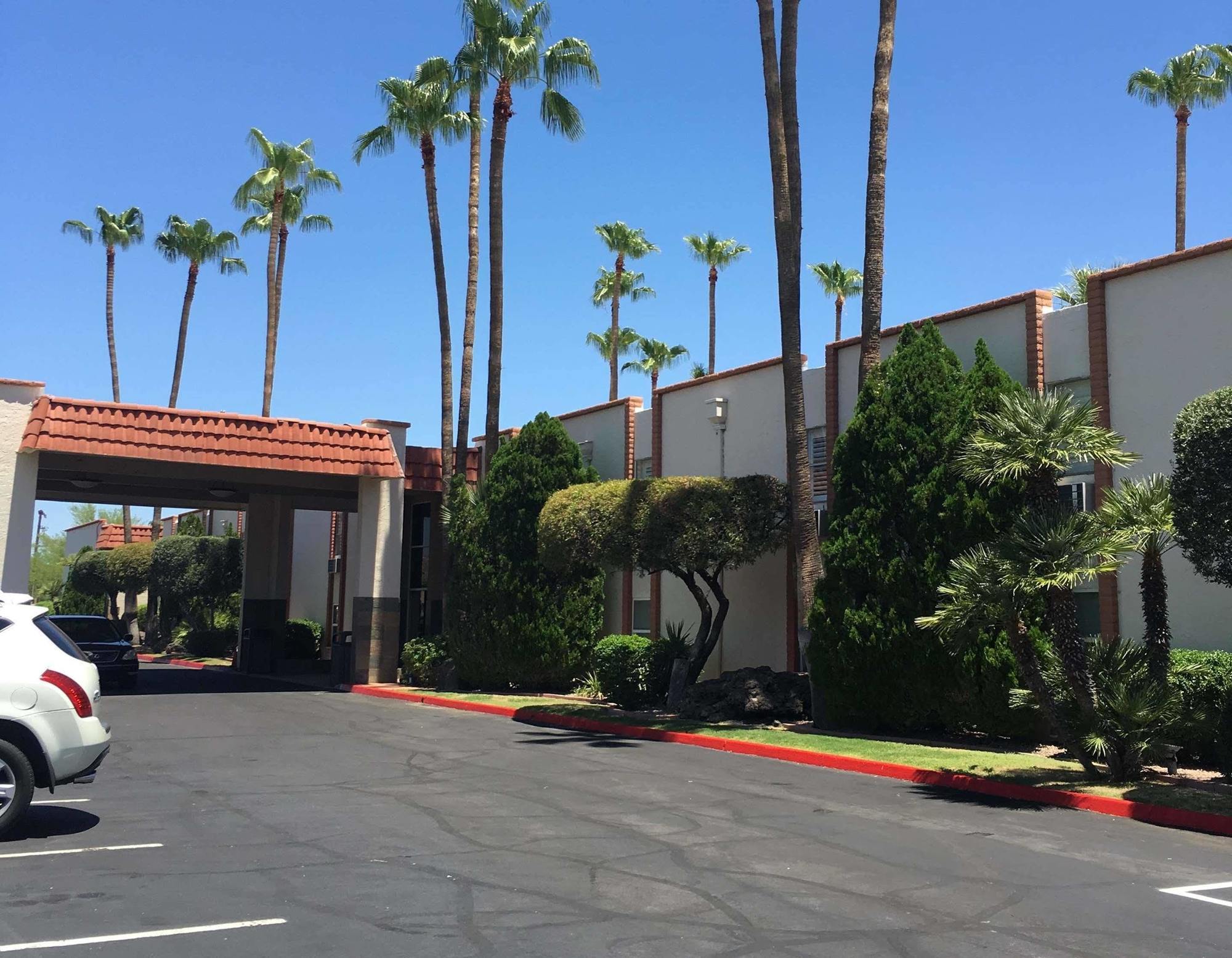 Ramada By Wyndham Tempe Near Asu Hotell Eksteriør bilde